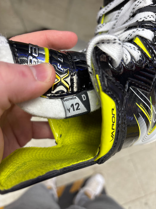 Demo Bauer Vapor Fly40 Youth 12.0D Skates