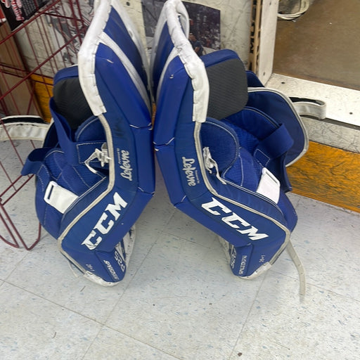 Used CCM P2.5 26+1 Goal Pads