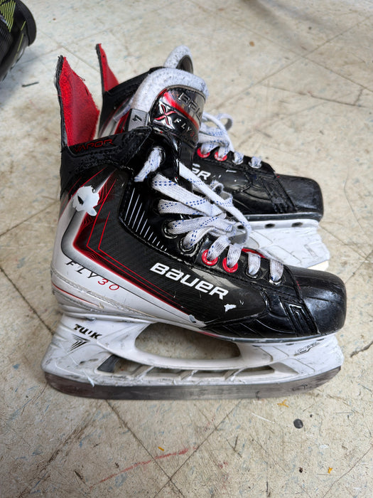 Used Bauer Vapor Fly30 Size 4.0EE Skates