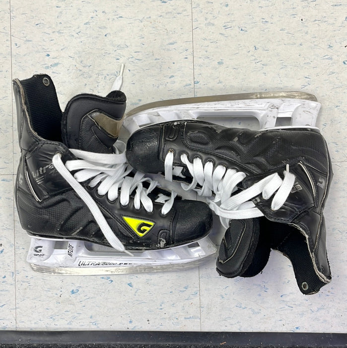 Used Graf Ultra G7 Size 10EE Player Skates