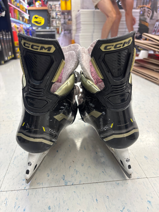 Used CCM Tacks AS-590 5.0 Wide Skate