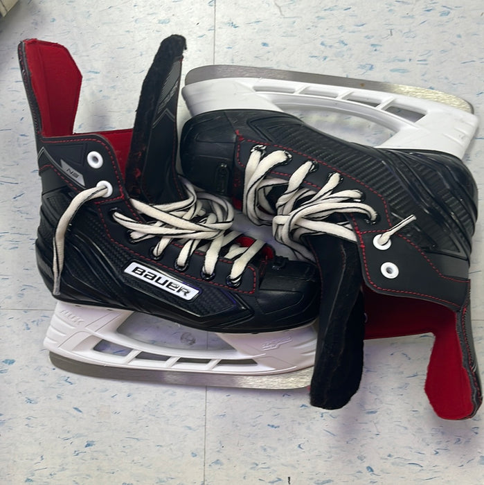 Used Bauer NS Size 2 Player Skates