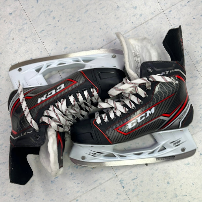 Used CCM JetSpeed FT 360 Size 9 Player Skates