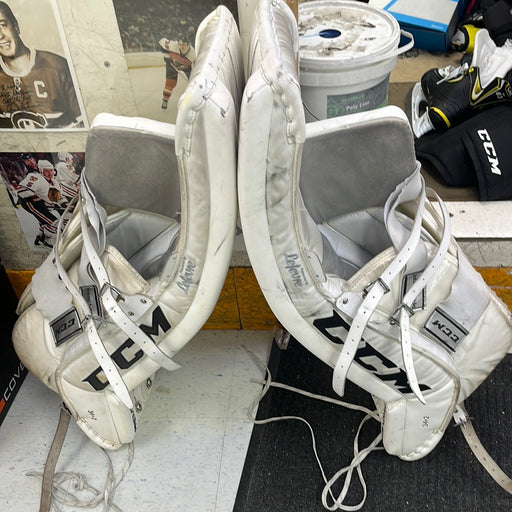 Used CCM Premier Pro 34+2 Goal Pads