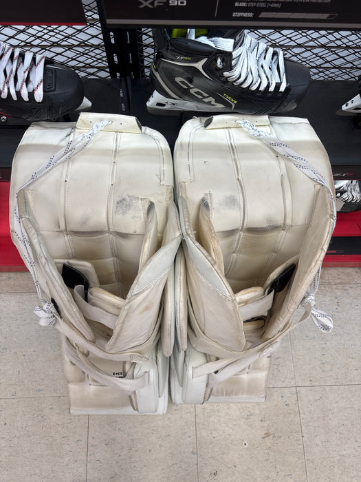Used True Catalyst 7x3 33+2” Senior Goal Pads