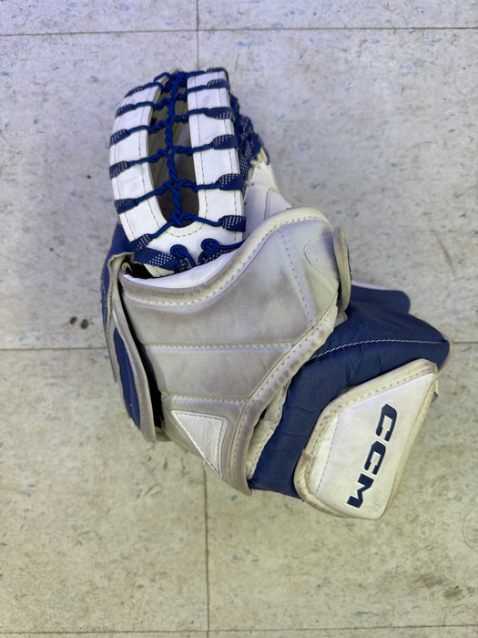 Used CCM Axis 2.5 Junior Catcher