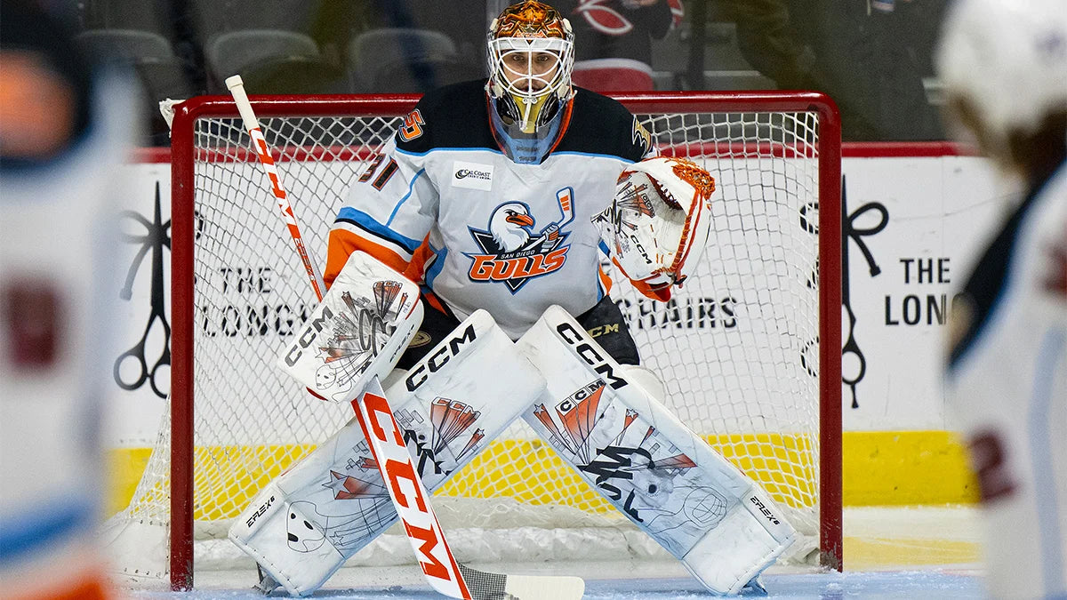 Used PRO STOCK CCM EFLEX 6 Pro Goalie Leg Pads 35" + 1"