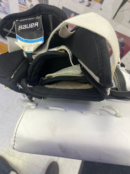 Used Bauer Supreme S29 Intermediate Catcher