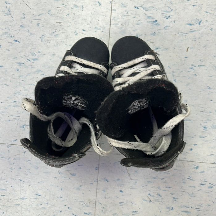 Used Easton Synergy Size 11 Youth Player Skates