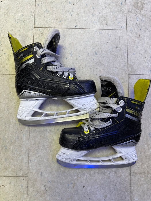 Used Bauer Supreme S35 1D Player Skates