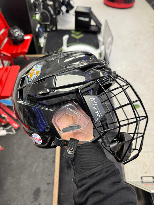 Used Warrior CF100 Helmet Combo Senior Medium