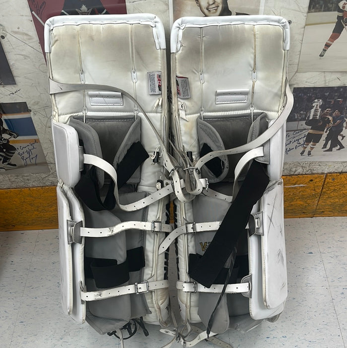 Used Vaughn Velocity V6 31+2 Goal Pads