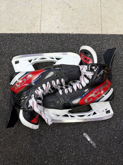 Used CCM JetSpeed FT670 Size 8.5EE Skates