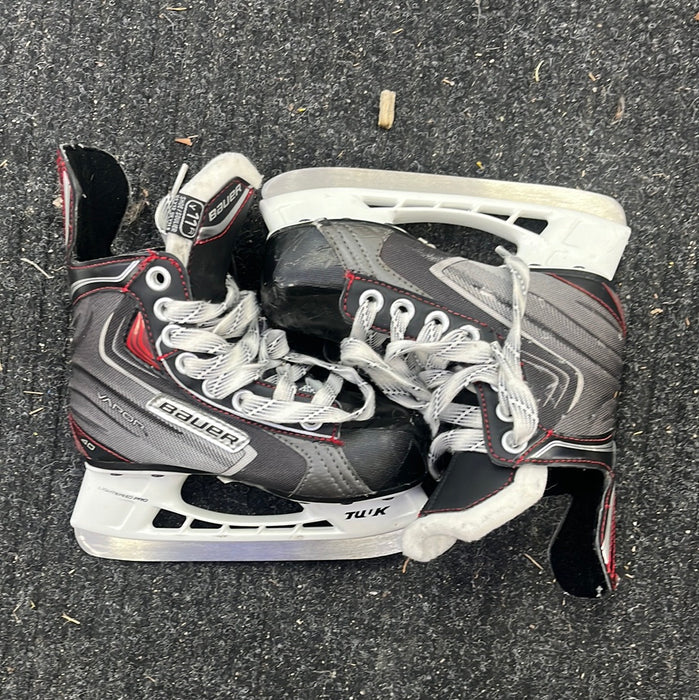 Used Bauer Vapor X40 Size 11 Youth Player Skates
