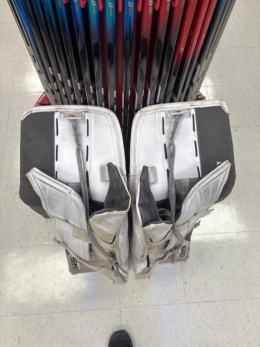 Used Bauer Vapor Hyp2rlite XL (36+) Senior Goal Set
