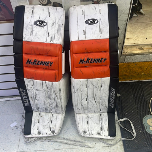 Used McKenney Instinct 890 33+2 Goal Pads