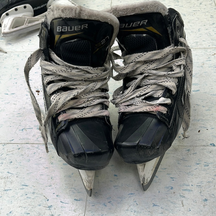 Used Bauer Supreme S27 Size 4 Goal Skates