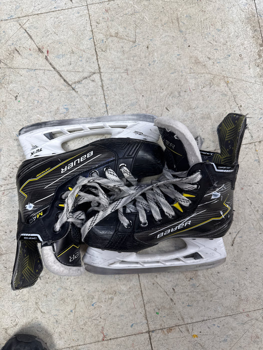 Used Bauer Supreme M40 Skates Size 3.5D