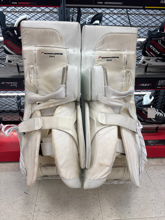 Used True Catalyst 7x3 33+2” Senior Goal Pads