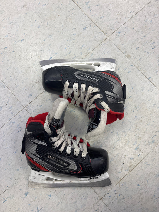 Used Goalie Skate Bauer Vapor X 2.7 Size Youth 10