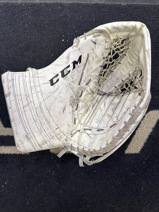 Used CCM Extreme Flex 500 Senior Catcher