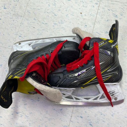 Used CCM Tacks 4092 Size 6 Player Skates
