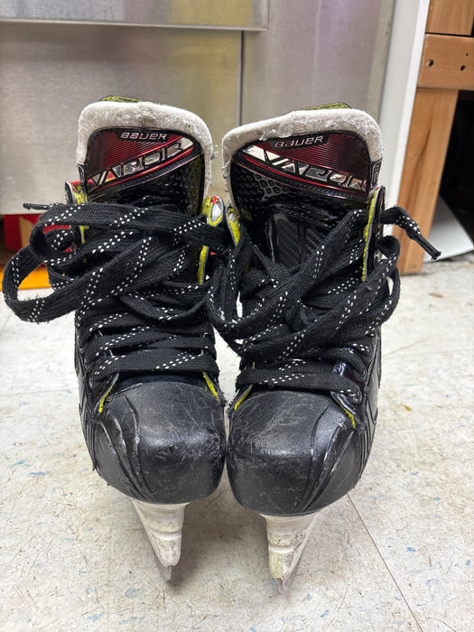 Used Bauer Vapor x2.9 Size 2.0D Skates