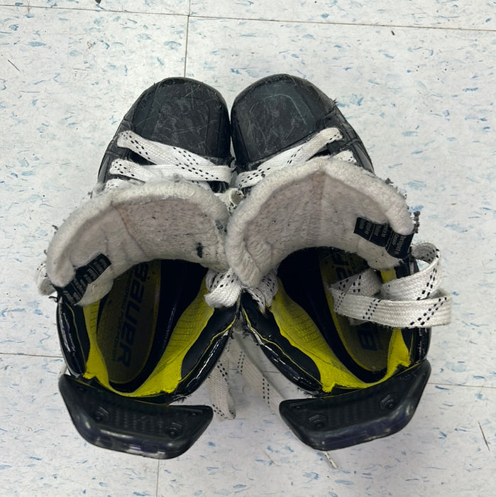 Used Bauer Supreme 3S Pro Size 3.5 Player Skates