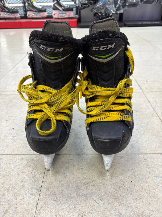 Used CCM Ribcore Platinum Size 1.0 D Skate