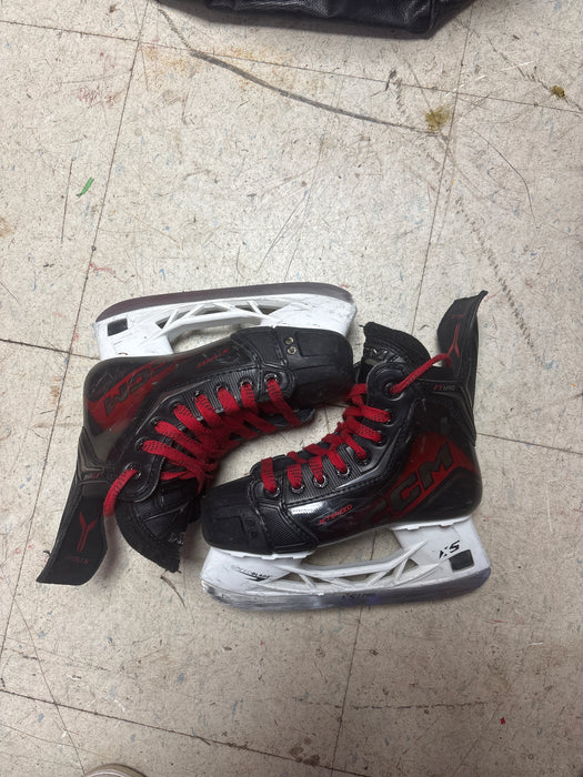 Used CCM Jetspeed FT 890 Skates Size 1.0