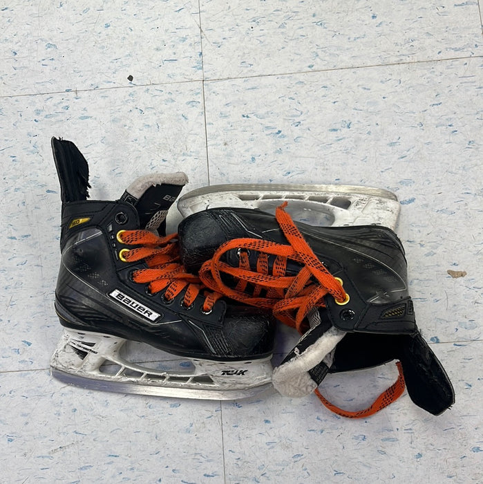 Used Bauer Supreme 160 Size 13 Youth Player Skates