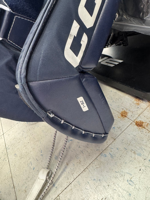Used CCM Phenom Goalie Leg Pads Junior 28" + 1"