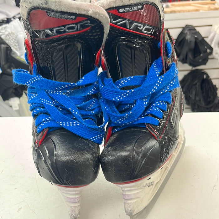 Used Bauer Vapor X2.7 Size 2EE Player Skates