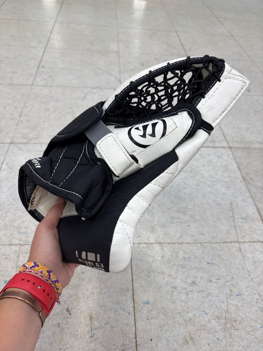 Used Warrior Ritual G3 Youth Catcher Regular