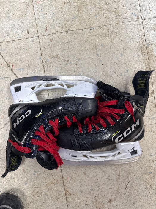 Used CCM Tacks XF80 Skates Size 1.5
