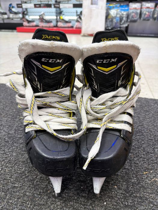 Used CCM Tacks 4092 Size 1.5D Skates
