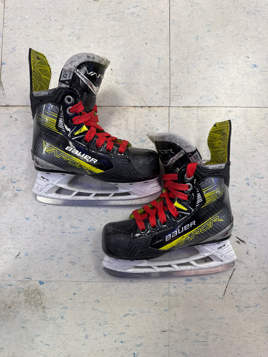 Used Bauer Vapor X4 12Y Player Skates