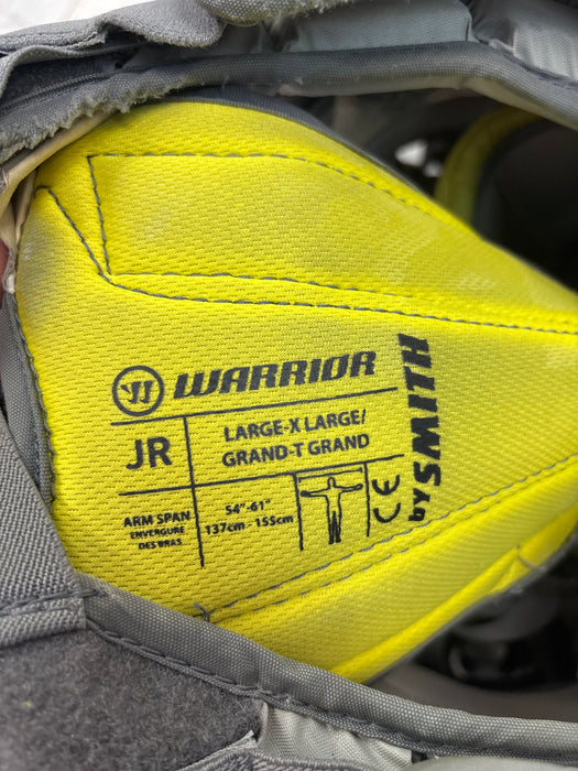 Used Warrior R/G5 Junior Large/X-Large Chest Protector