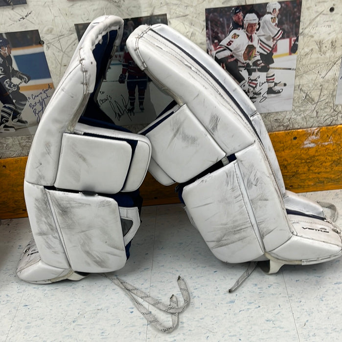 Used Vaughn Ventus Junior Goal Pads 24+2”
