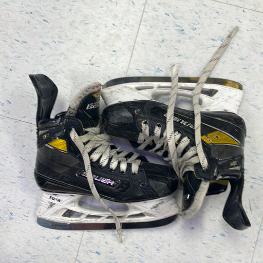 Used Bauer Supreme 3S Pro Size 3 Player Skates