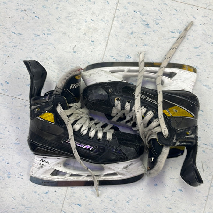 Used Bauer Supreme 3S Pro Size 3 Player Skates
