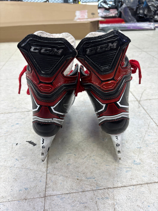 Used CCM JetSpeed FT480 Size 3.0 D Skates