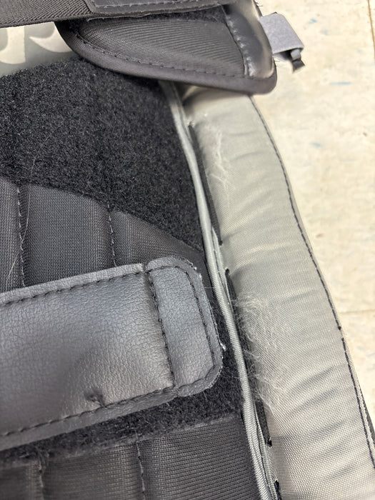 Used Warrior Ritual G7 Leg PadsJunior 28"+1"