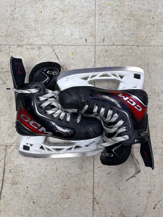 Used CCM JetSpeed FT870 Skates Size 2.5