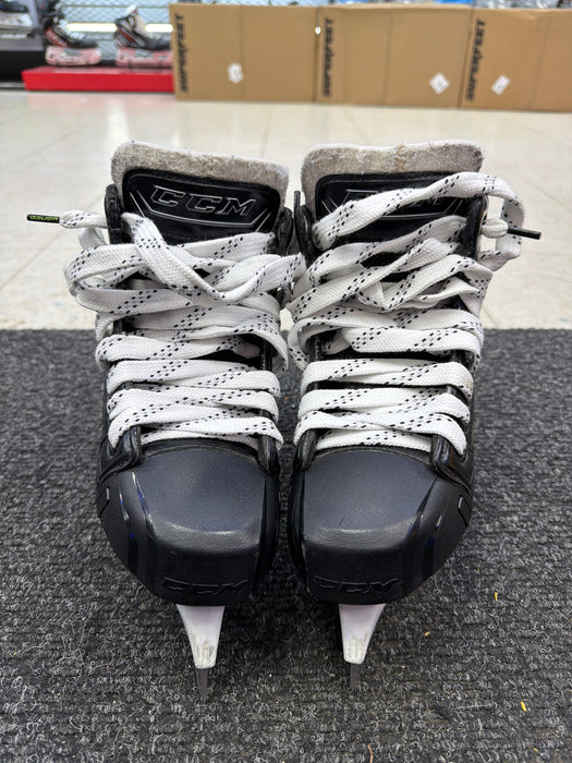 Used CCM Super Tacks 9370 Size 4.0D Goal Skates