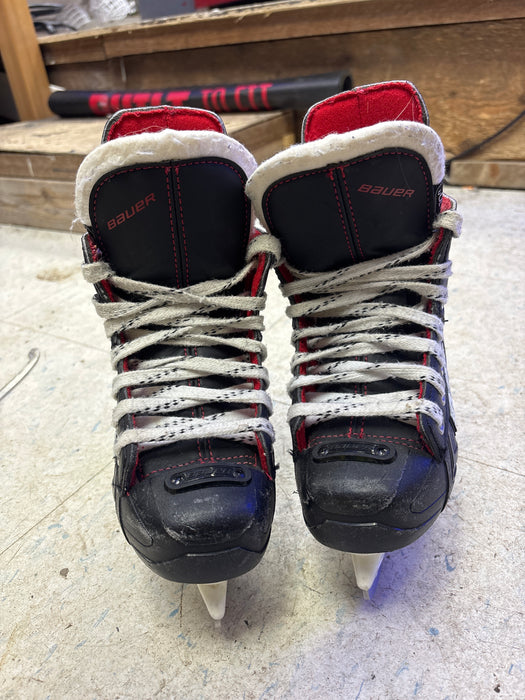 Used Bauer Vapor x250 Size 10.0 Youth Skates