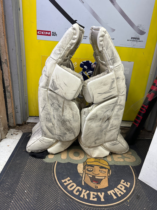 Used CCM EFlex 760 Leg Pads 28"+1"