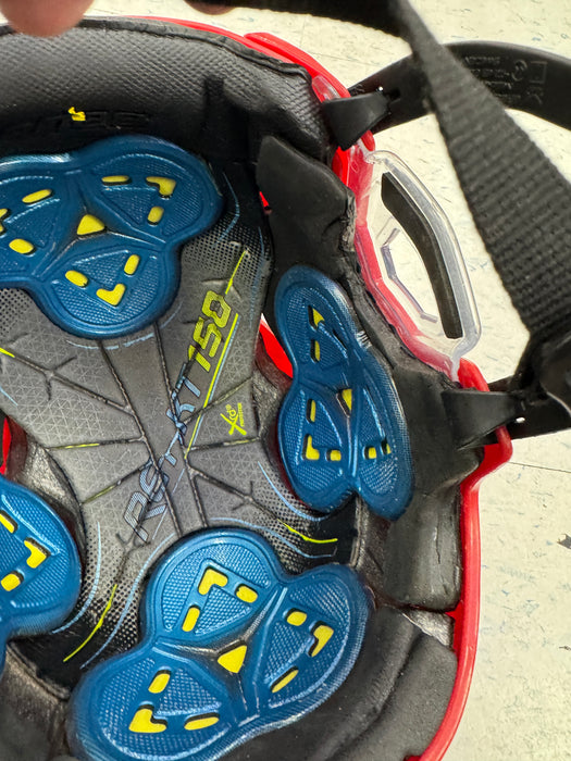 Used Bauer Re-Akt 150 Helmet Medium