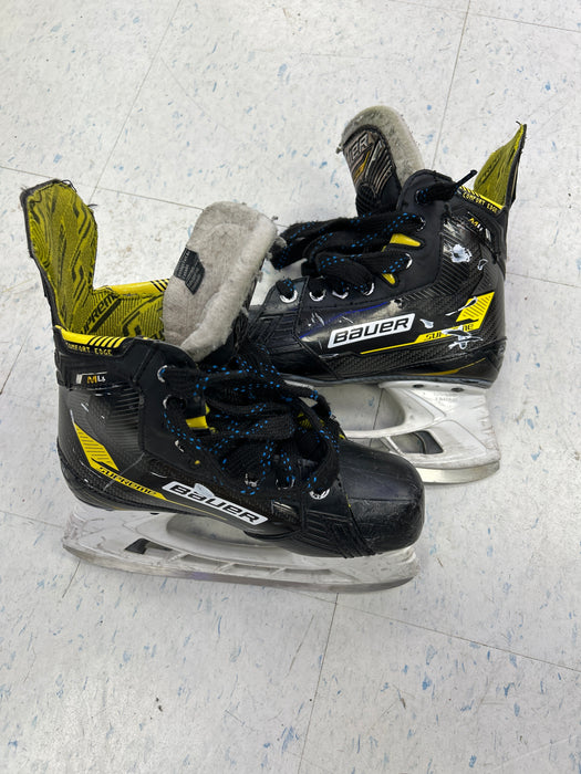 Used Bauer Supreme M4 Player Skates
