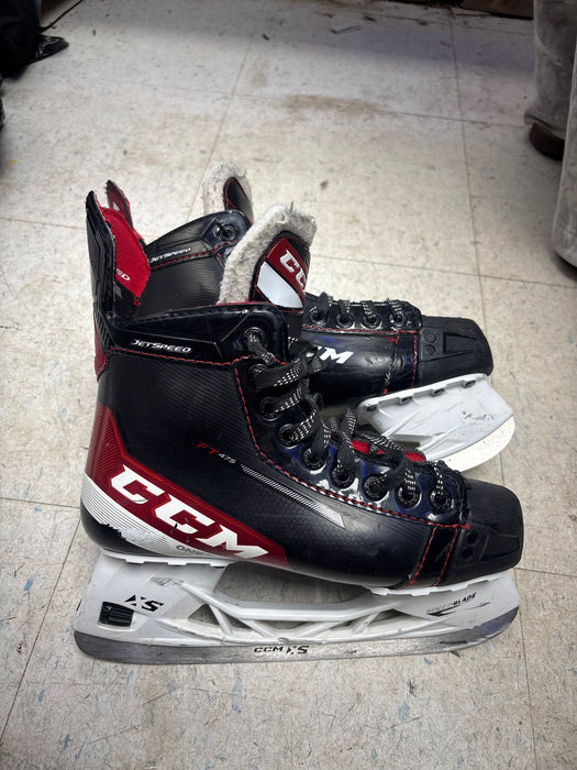 Used CCM JetSpeed FT475 Size 5.0 Intermediate Skates
